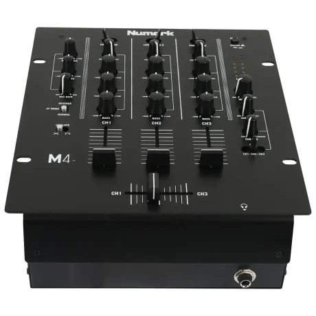 Equipo Numark M4 Black - Mezclador Scratch DJ De 3 Canales